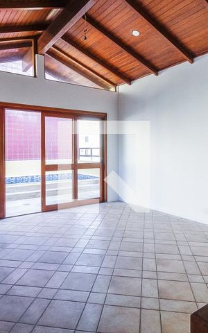 Apartamento para alugar com 245m², 3 quartos e 2 vagasCobertura