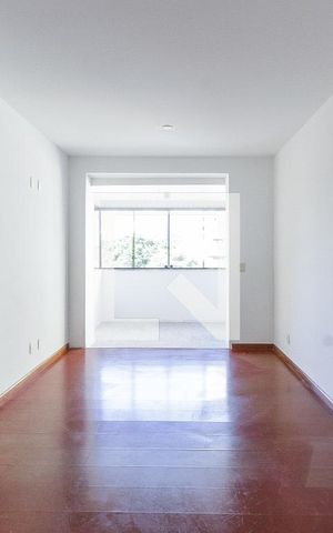 Apartamento para alugar com 245m², 3 quartos e 2 vagasSuíte