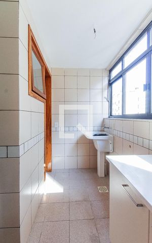 Apartamento para alugar com 245m², 3 quartos e 2 vagasÁrea de serviço