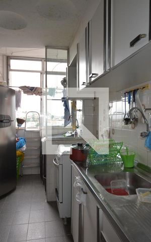 Apartamento à venda com 64m², 2 quartos e 1 vagaCozinha