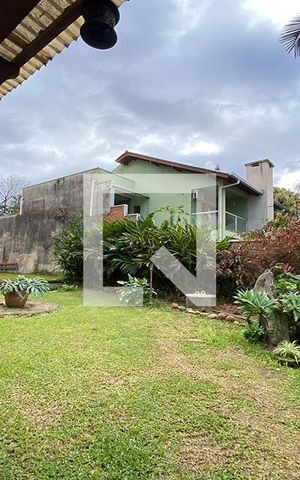 Casa à venda com 600m², 6 quartos e 10 vagasJardim