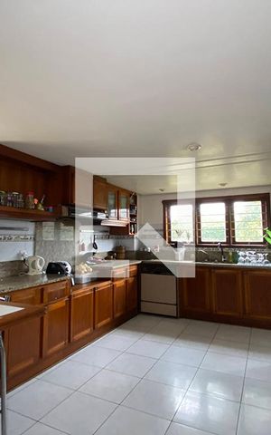 Casa à venda com 600m², 6 quartos e 10 vagasCozinha