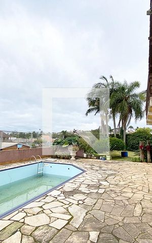 Casa à venda com 600m², 6 quartos e 10 vagasPiscina