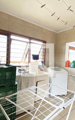Casa à venda com 600m², 6 quartos e 10 vagasÁrea de Serviço
