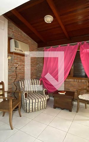 Casa à venda com 600m², 6 quartos e 10 vagasSala 3