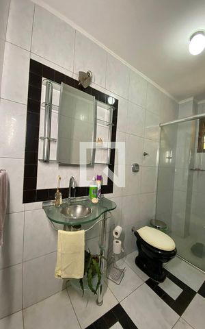 Casa à venda com 600m², 6 quartos e 10 vagasBanheiro 4