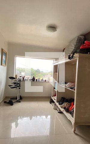 Casa à venda com 600m², 6 quartos e 10 vagasÁrea de Serviço