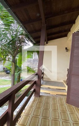 Casa à venda com 600m², 6 quartos e 10 vagasSacada