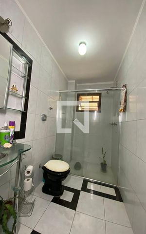 Casa à venda com 600m², 6 quartos e 10 vagasBanheiro 4