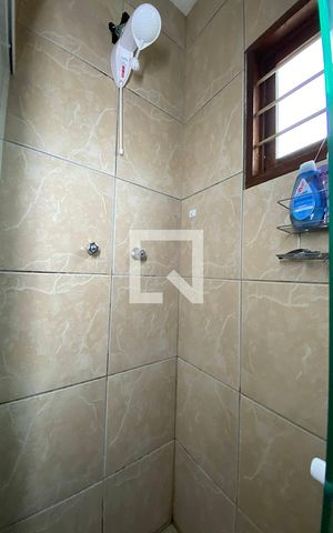 Casa à venda com 600m², 6 quartos e 10 vagasBanheiro da Suite 2