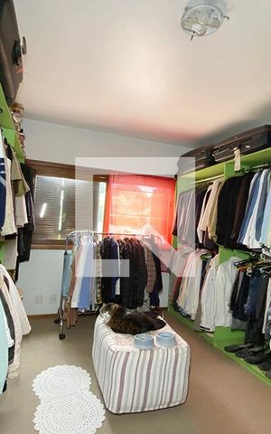 Casa à venda com 600m², 6 quartos e 10 vagasCloset