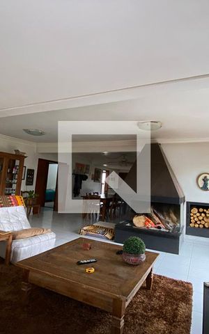 Casa à venda com 600m², 6 quartos e 10 vagasSala 4