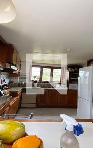 Casa à venda com 600m², 6 quartos e 10 vagasCozinha