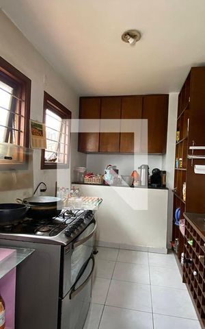 Casa à venda com 600m², 6 quartos e 10 vagasCozinha
