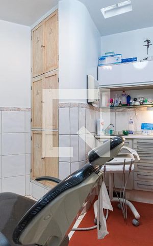 Casa à venda com 80m², 2 quartos e sem vaga Casa à venda com 80m², 2 quartos e sem vagaEscritório