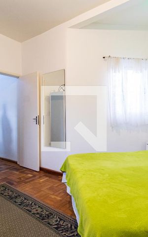 Casa à venda com 80m², 2 quartos e sem vaga Casa à venda com 80m², 2 quartos e sem vagaQuarto 1