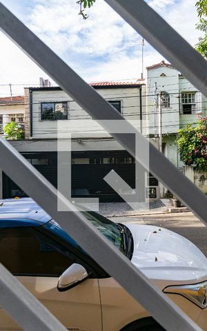 Casa à venda com 80m², 2 quartos e sem vaga Casa à venda com 80m², 2 quartos e sem vagaVista da Sala