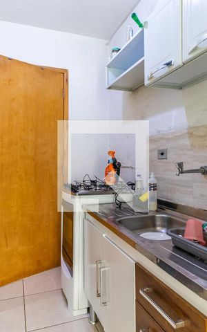 Casa à venda com 198m², 5 quartos e 2 vagas Casa à venda com 198m², 5 quartos e 2 vagasCozinha 2