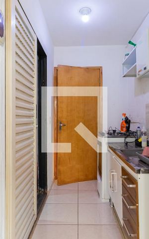 Casa à venda com 198m², 5 quartos e 2 vagas Casa à venda com 198m², 5 quartos e 2 vagasCozinha 2