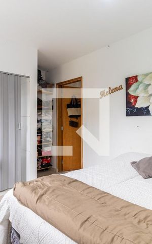 Casa à venda com 198m², 5 quartos e 2 vagas Casa à venda com 198m², 5 quartos e 2 vagasQuarto 3 - Suíte