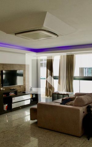 Apartamento à venda com 230m², 3 quartos e 2 vagas Apartamento à venda com 230m², 3 quartos e 2 vagasSala