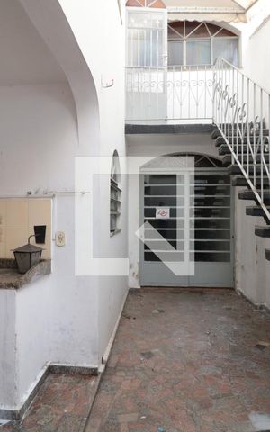 Casa à venda com 200m², 2 quartos e 1 vagaQuintal 