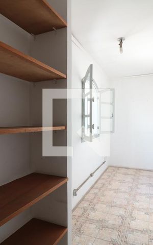 Casa à venda com 200m², 2 quartos e 1 vagaQuarto 2 - closet