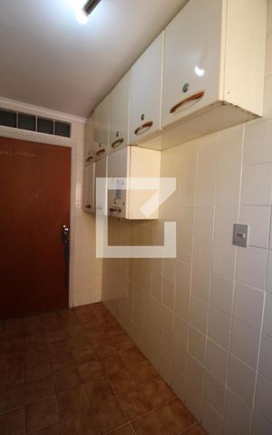 Apartamento à venda com 92m², 2 quartos e 1 vagaÁrea de Serviço