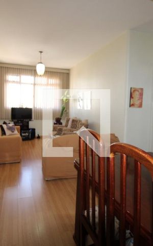 Apartamento à venda com 92m², 2 quartos e 1 vagaSala