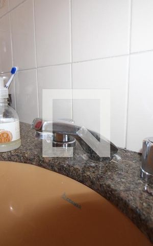 Apartamento à venda com 92m², 2 quartos e 1 vagaBanheiro Social