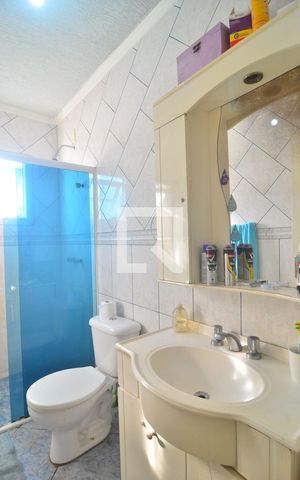 Casa à venda com 292m², 4 quartos e 3 vagasBanheiro Social