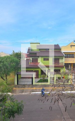 Casa à venda com 292m², 4 quartos e 3 vagasVista Sacada