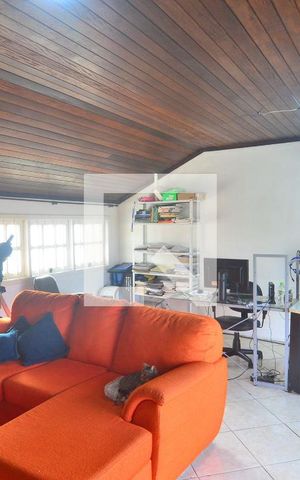 Casa à venda com 292m², 4 quartos e 3 vagasSótão