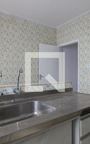 Casa à venda com 150m², 2 quartos e 2 vagas Casa à venda com 150m², 2 quartos e 2 vagasCozinha