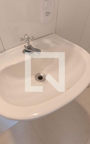 Apartamento para alugar com 40m², 1 quarto e 1 vaga Apartamento para alugar com 40m², 1 quarto e 1 vagaBanheiro