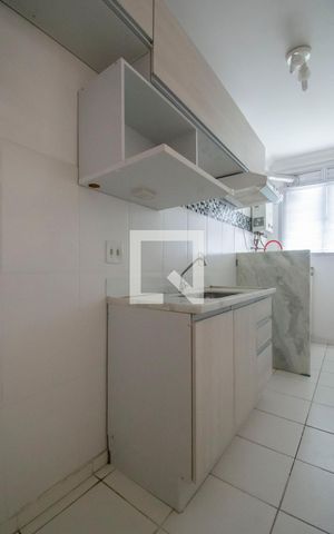 Apartamento à venda com 75m², 3 quartos e 1 vaga Apartamento à venda com 75m², 3 quartos e 1 vagaCozinha e Área de Serviço