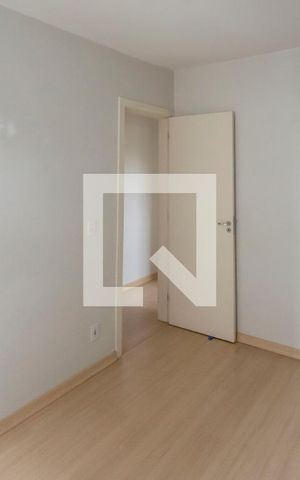 Apartamento à venda com 75m², 3 quartos e 1 vaga Apartamento à venda com 75m², 3 quartos e 1 vagaSuíte