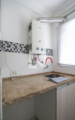 Apartamento à venda com 75m², 3 quartos e 1 vaga Apartamento à venda com 75m², 3 quartos e 1 vagaCozinha e Área de Serviço