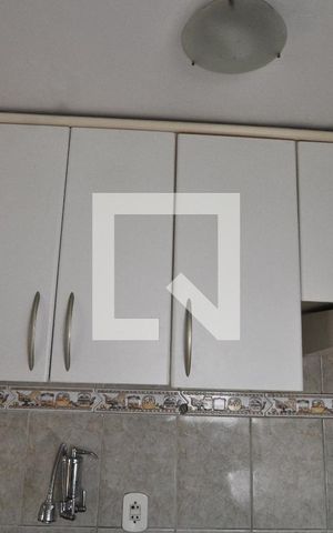 Apartamento à venda com 50m², 2 quartos e 1 vagaCozinha - Armários