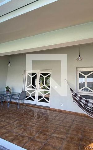 Casa à venda com 445m², 5 quartos e 6 vagasSalão de festas