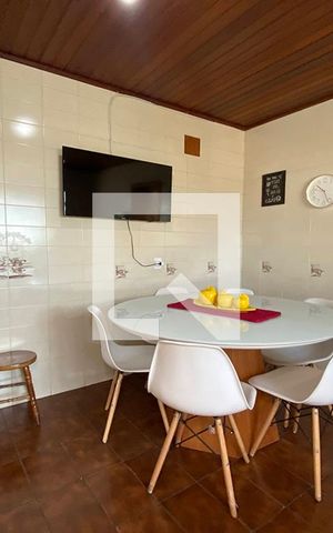 Casa à venda com 445m², 5 quartos e 6 vagasCozinha