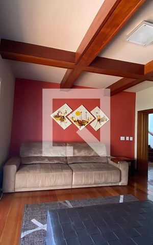 Casa à venda com 445m², 5 quartos e 6 vagasSala de Estar 1