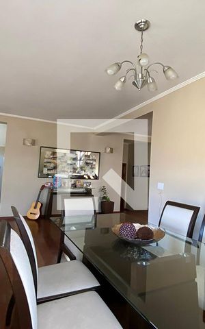 Casa à venda com 445m², 5 quartos e 6 vagasSala de Jantar