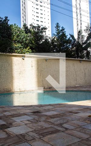 Apartamento à venda com 56m², 2 quartos e 1 vaga Apartamento à venda com 56m², 2 quartos e 1 vagaPiscina