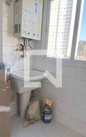 Apartamento para alugar com 72m², 3 quartos e 1 vagaÁrea de Serviço