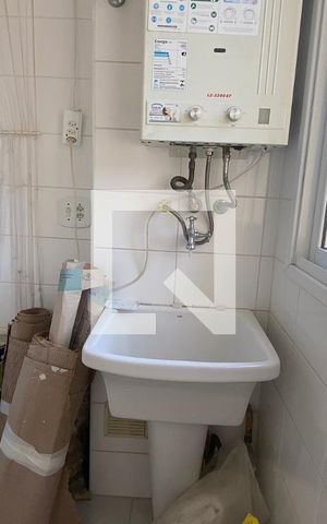 Apartamento para alugar com 72m², 3 quartos e 1 vagaÁrea de Serviço