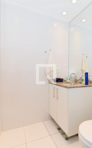 Apartamento à venda com 68m², 2 quartos e 1 vagaBanheiro da Suíte