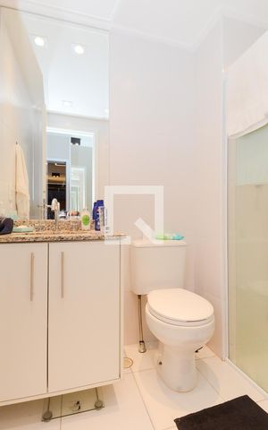Apartamento à venda com 68m², 2 quartos e 1 vagaBanheiro da Suíte