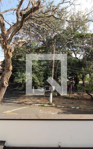 Casa à venda com 320m², 3 quartos e 4 vagasvista da Sacada