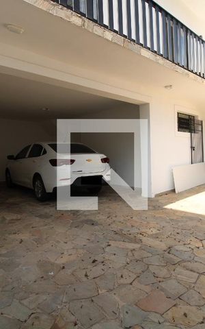 Casa à venda com 320m², 3 quartos e 4 vagasGaragem